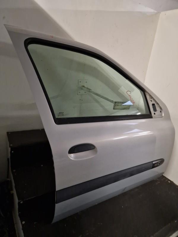 Porte avant droit RENAULT CLIO 2 PHASE 2 Diesel - 1