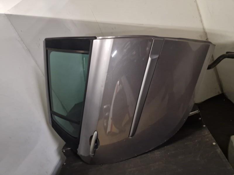 Porte arriere droit RENAULT CLIO 3 PHASE 2 BREAK Essence - 1