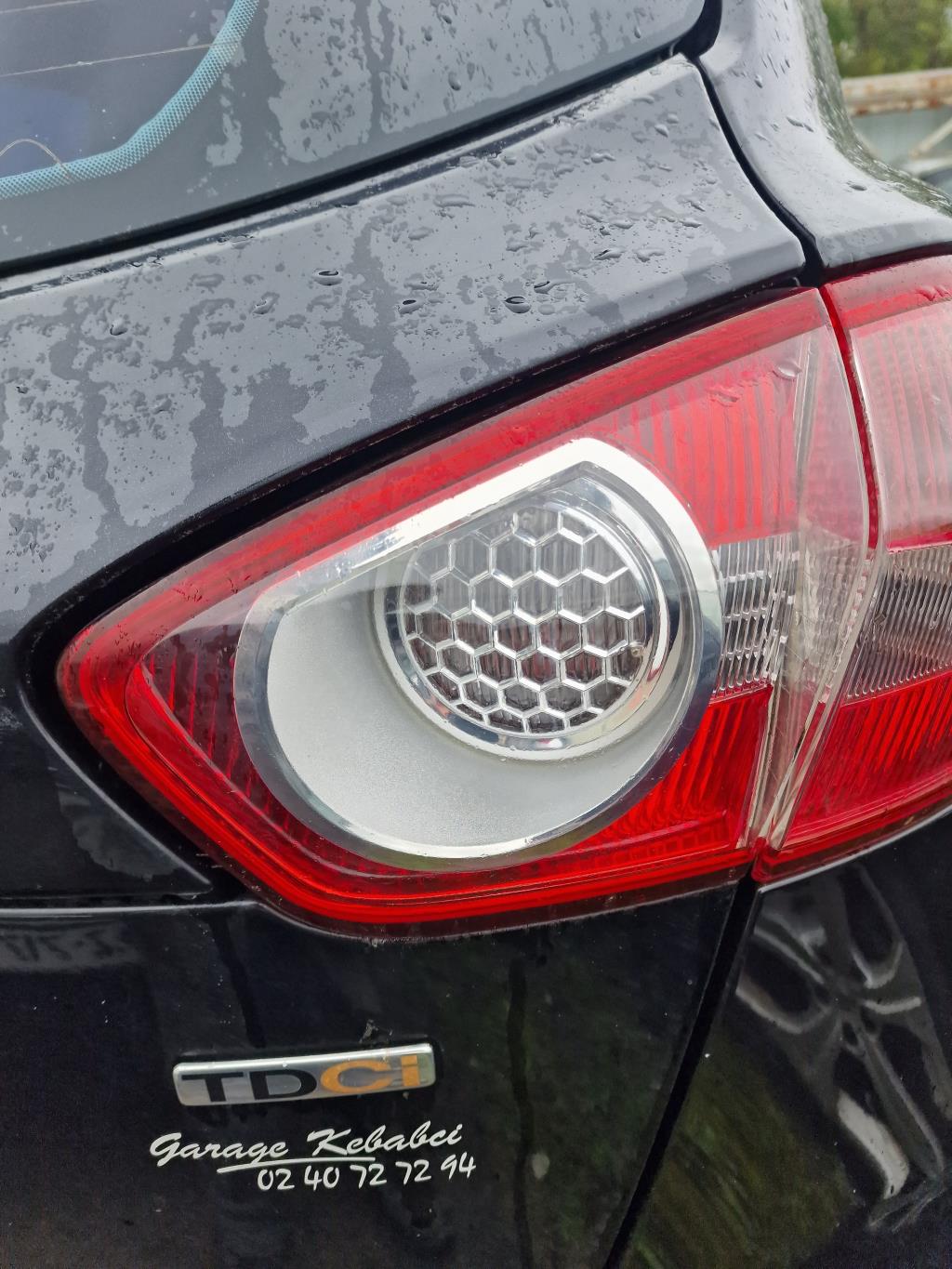 Feu arriere secondaire droit (feux) FORD KUGA 1 Diesel - 1