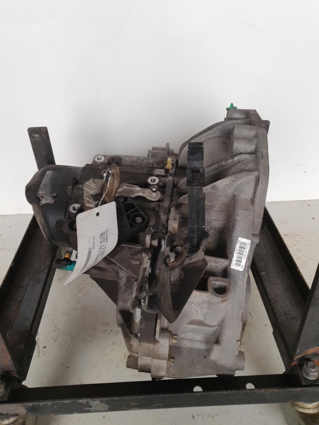 Boite de vitesses NISSAN MICRA 3 PHASE 1 Essence - 1