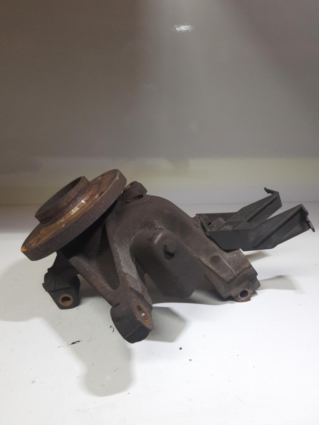 Moyeu avant gauche PEUGEOT 206+ Diesel - 1