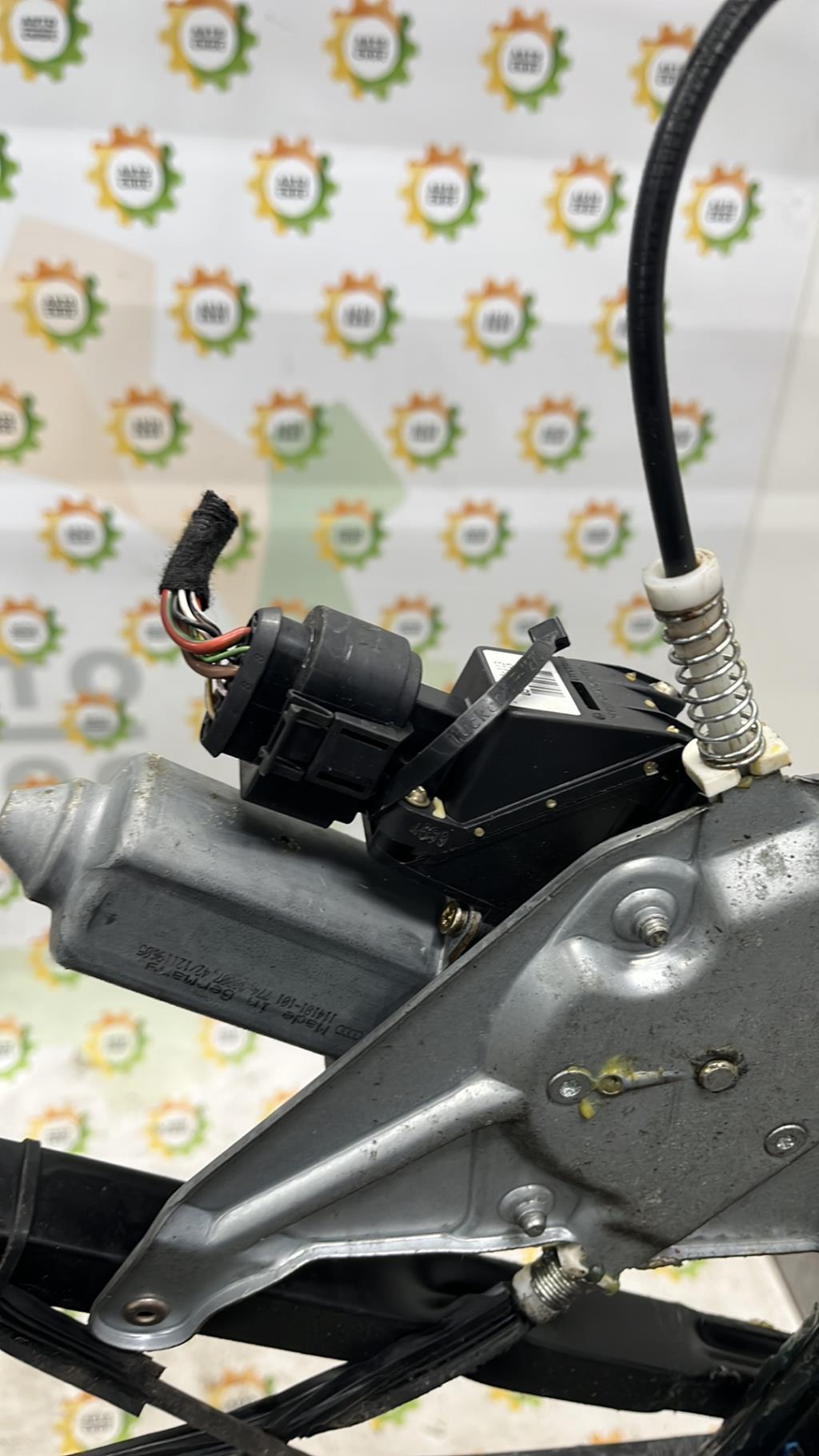 Leve vitre electrique avant gauche AUDI A3 1 PHASE 1 Essence - 1