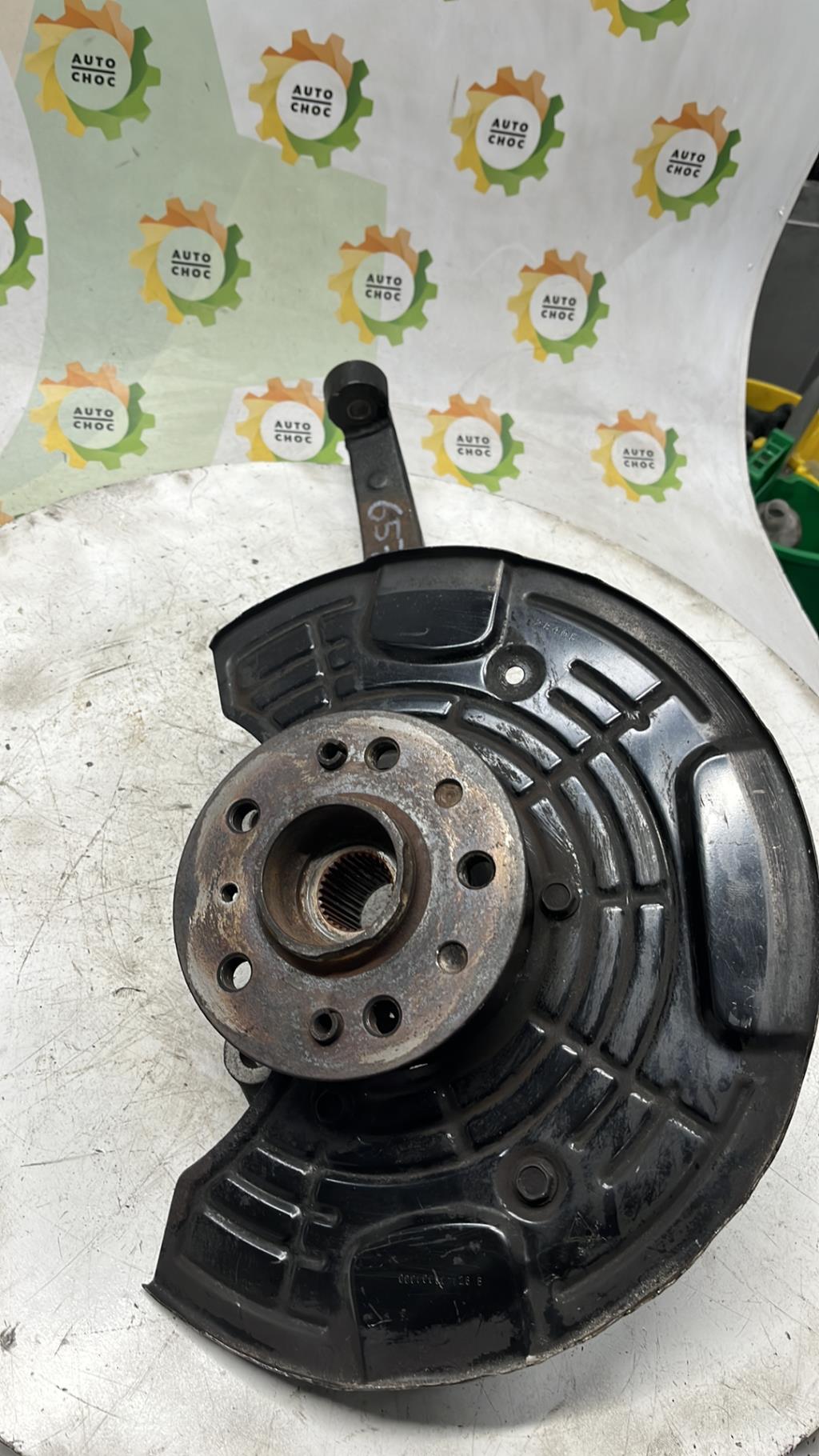 Fusee avant droit MERCEDES CLASSE M 163 PHASE 2 Diesel - 1