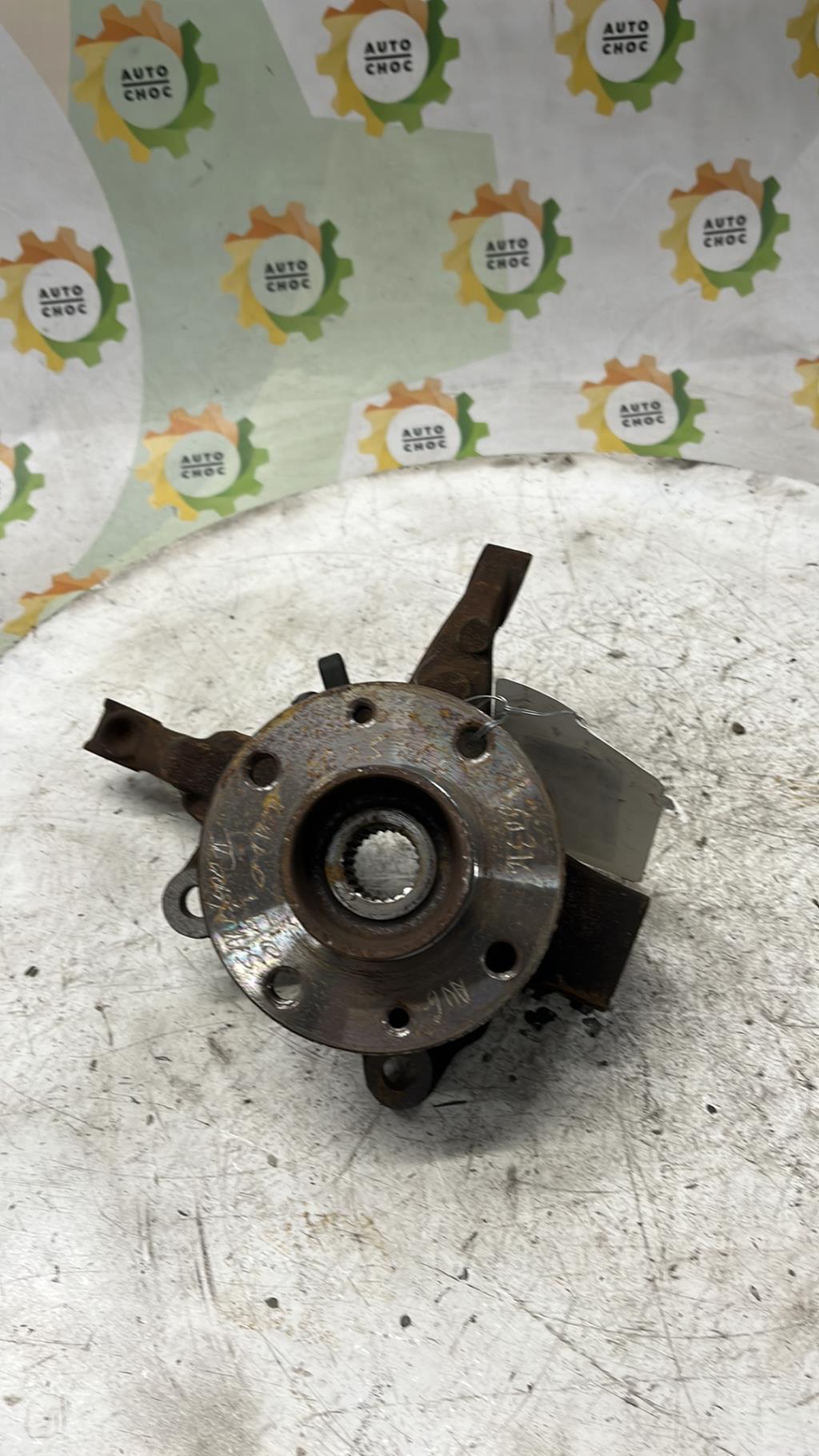Fusee avant gauche DACIA SANDERO 2 PHASE 1 Essence - 1
