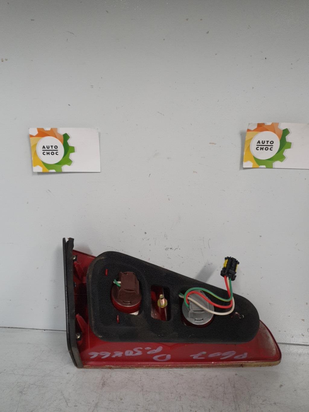 Feu arriere secondaire droit (feux) PEUGEOT 607 PHASE 1 Diesel - 1