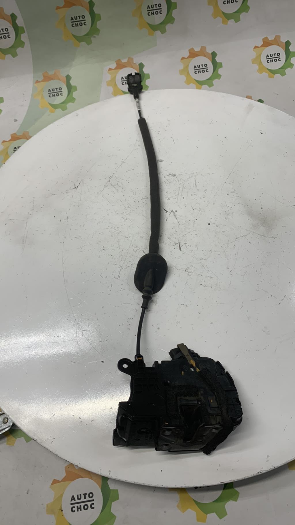 Serrure avant droit RENAULT CLIO 4 PHASE 1 Diesel - 1