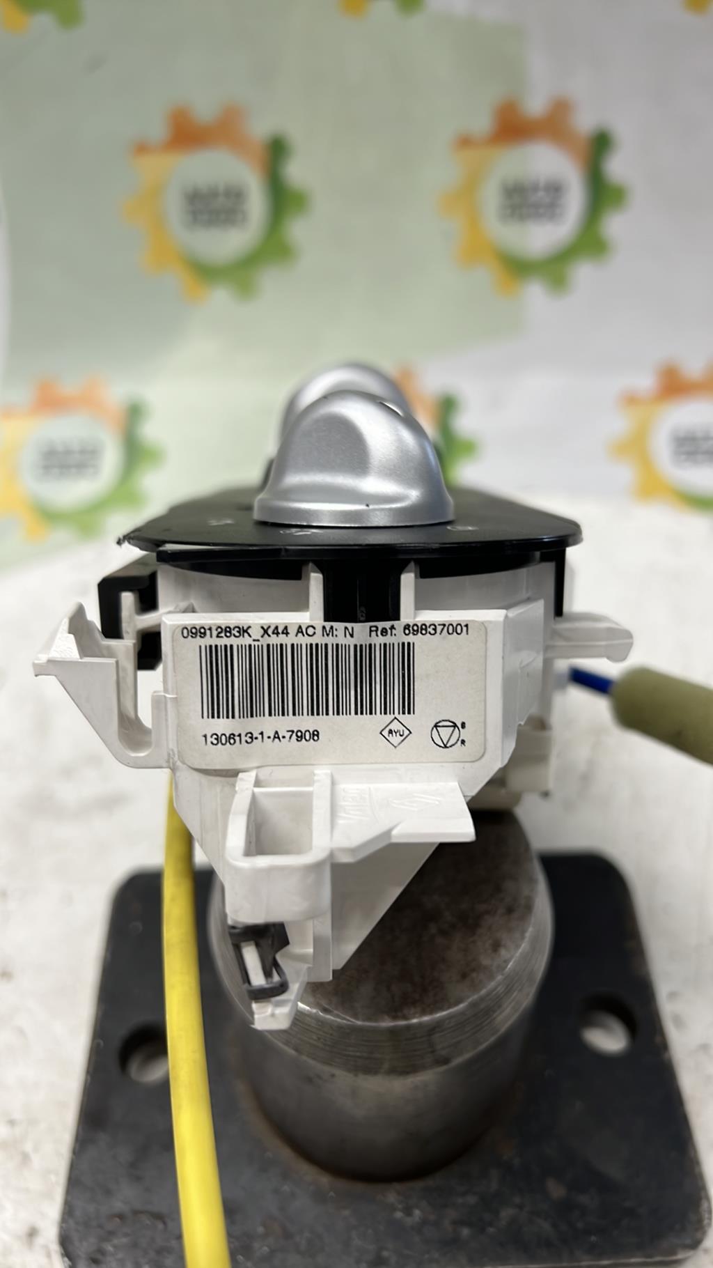 Commande chauffage RENAULT TWINGO 2 PHASE 2 Essence - 1