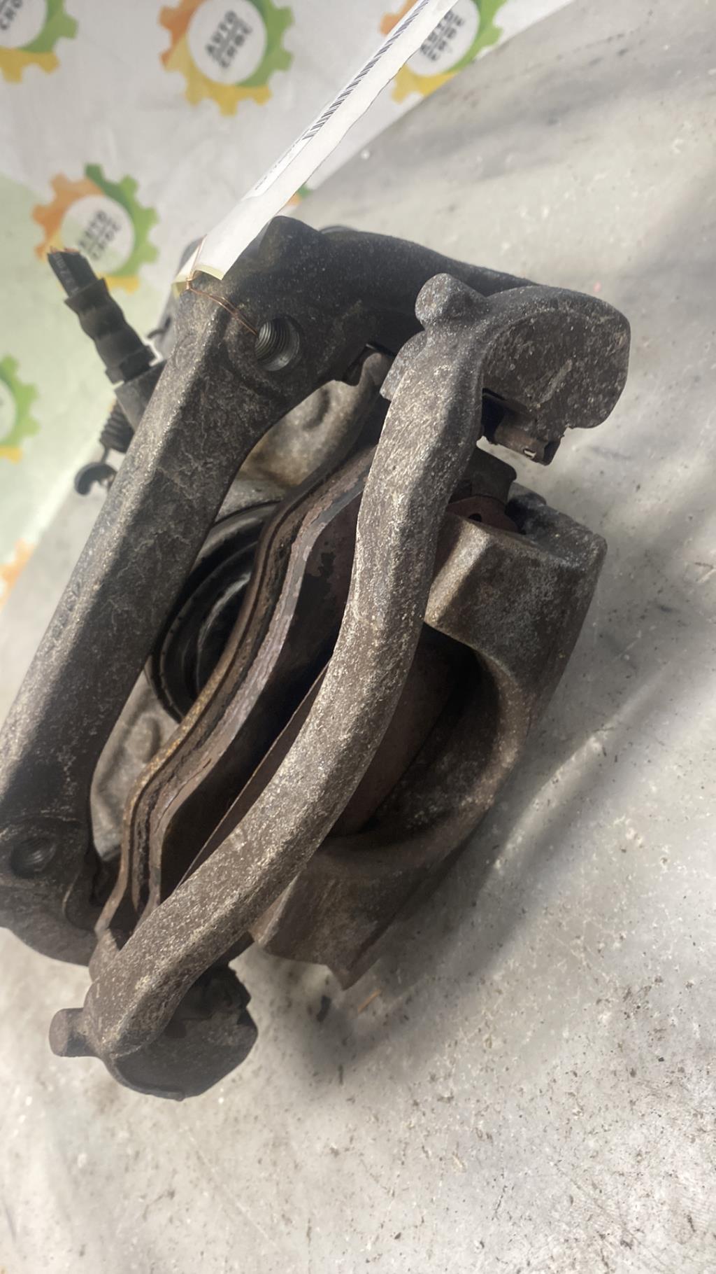 Etrier avant gauche (freinage) RENAULT MASTER 3 PHASE 2 Diesel - 1