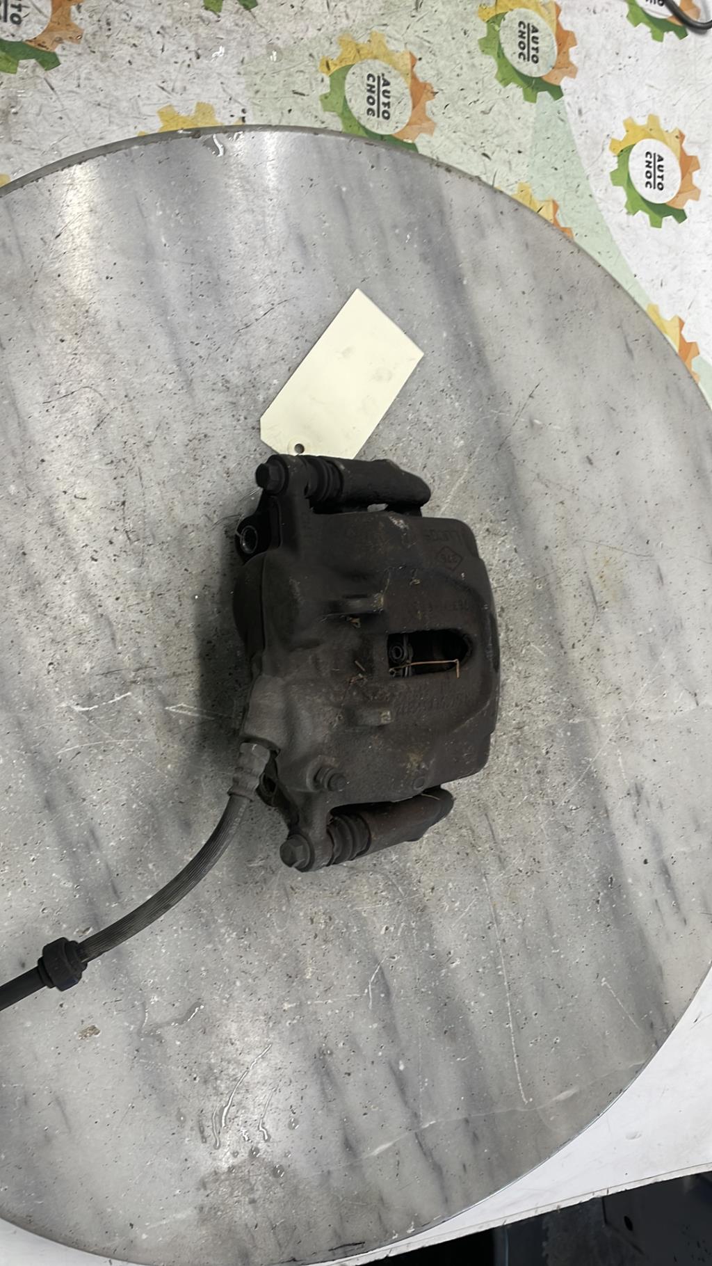 Etrier avant droit (freinage) RENAULT TRAFIC 2 PHASE 1 Diesel - 1