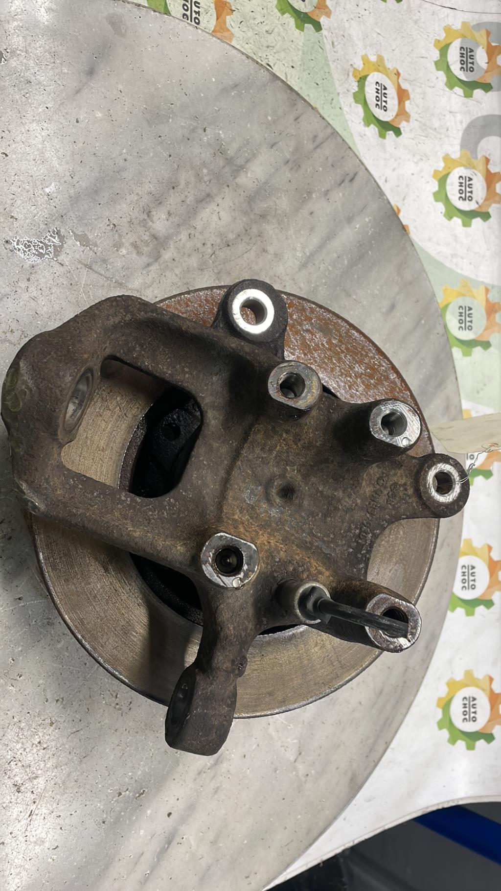 Moyeu avant gauche VOLKSWAGEN LT 2 Diesel - 1