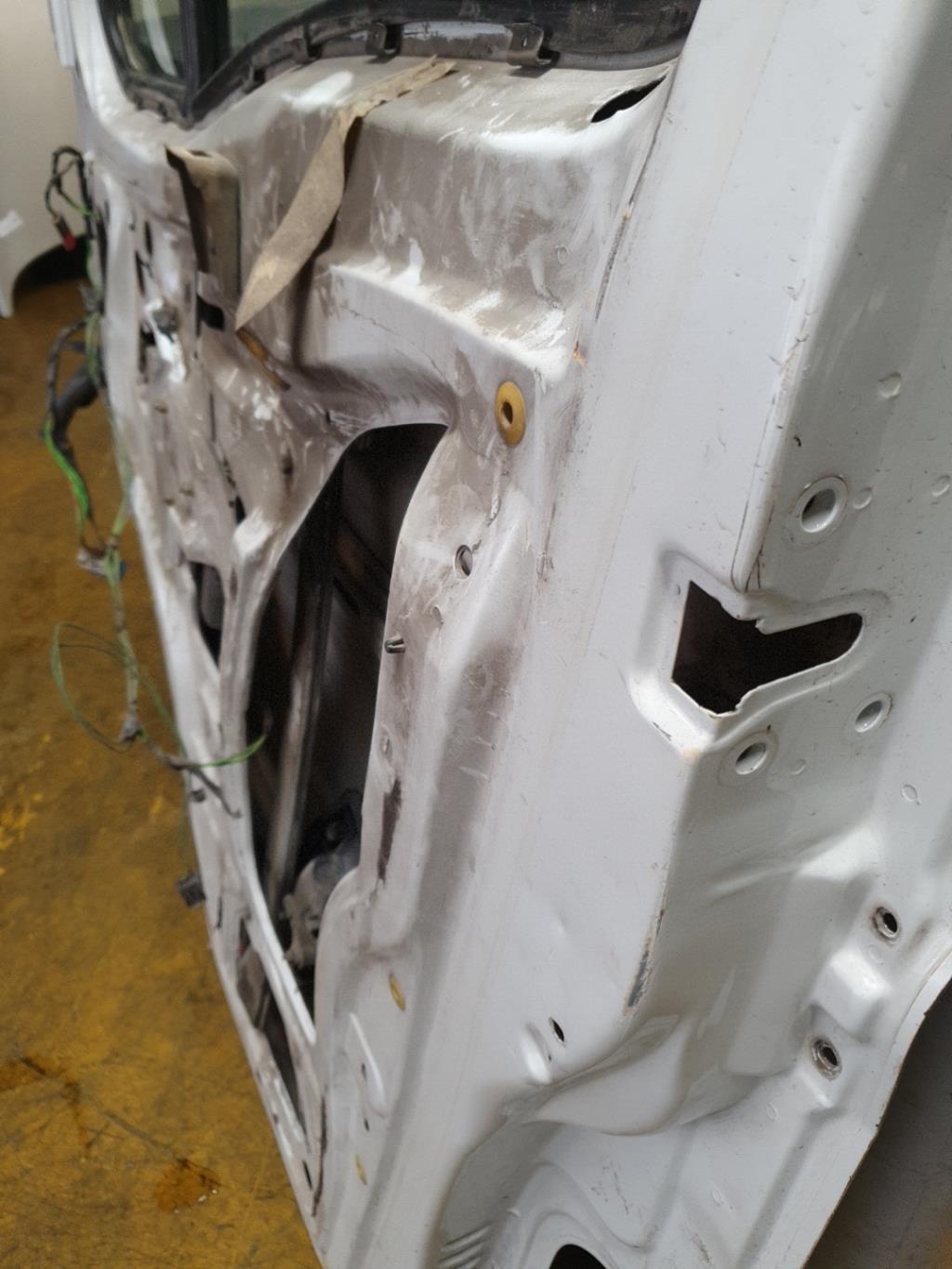 Porte avant droit IVECO DAILY 3 Diesel - 1