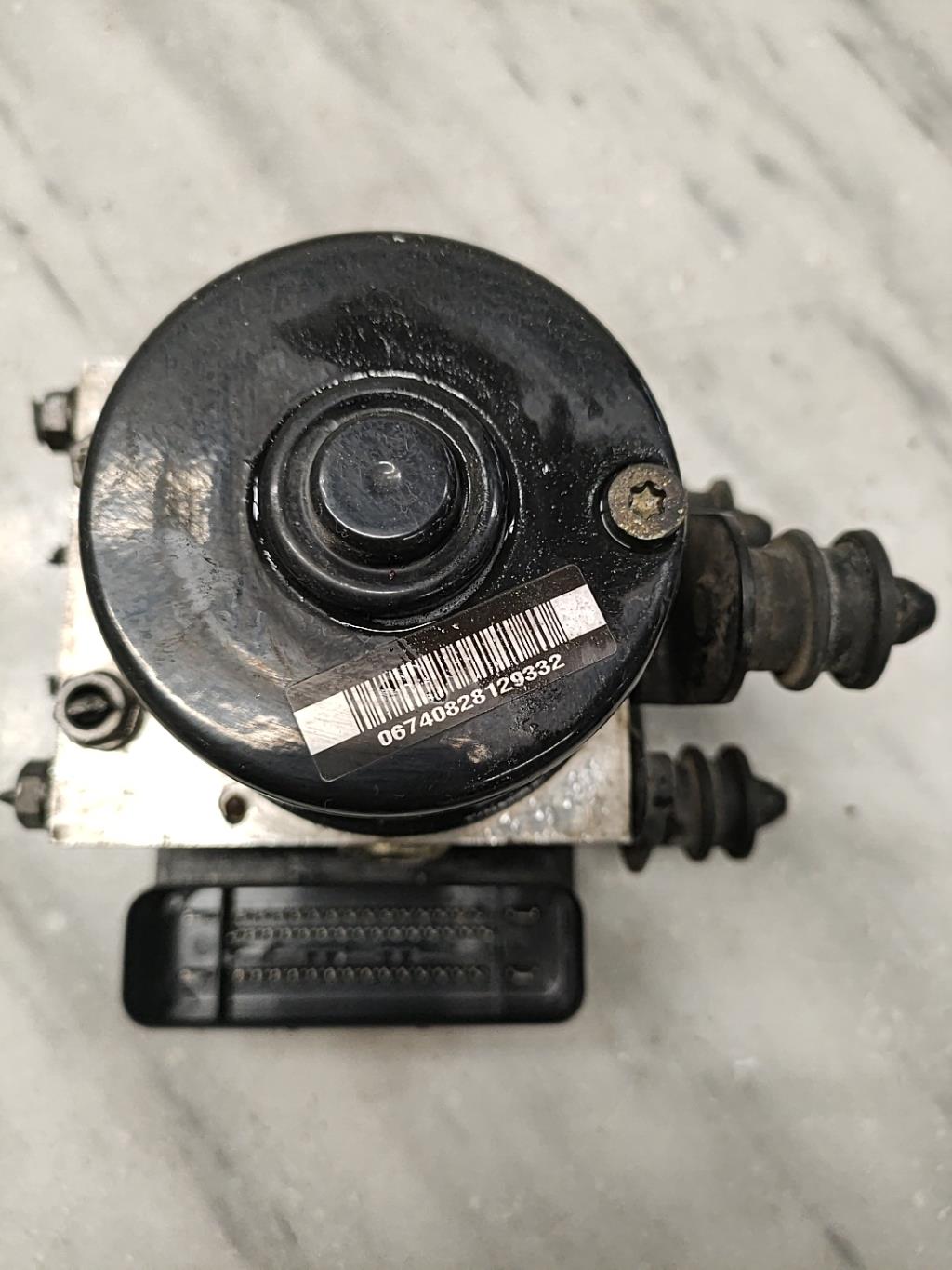 Bloc ABS (freins anti-blocage) AUDI A3 2 PHASE 1 Diesel - 1