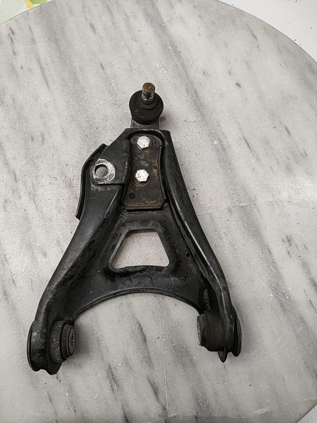 Triangle avant gauche RENAULT CLIO 2 PHASE 2 Diesel - 1