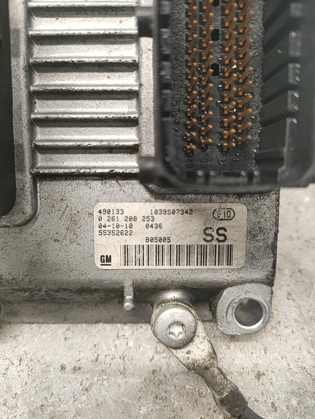 Calculateur RENAULT TWINGO 2 PHASE 1 Essence - 1