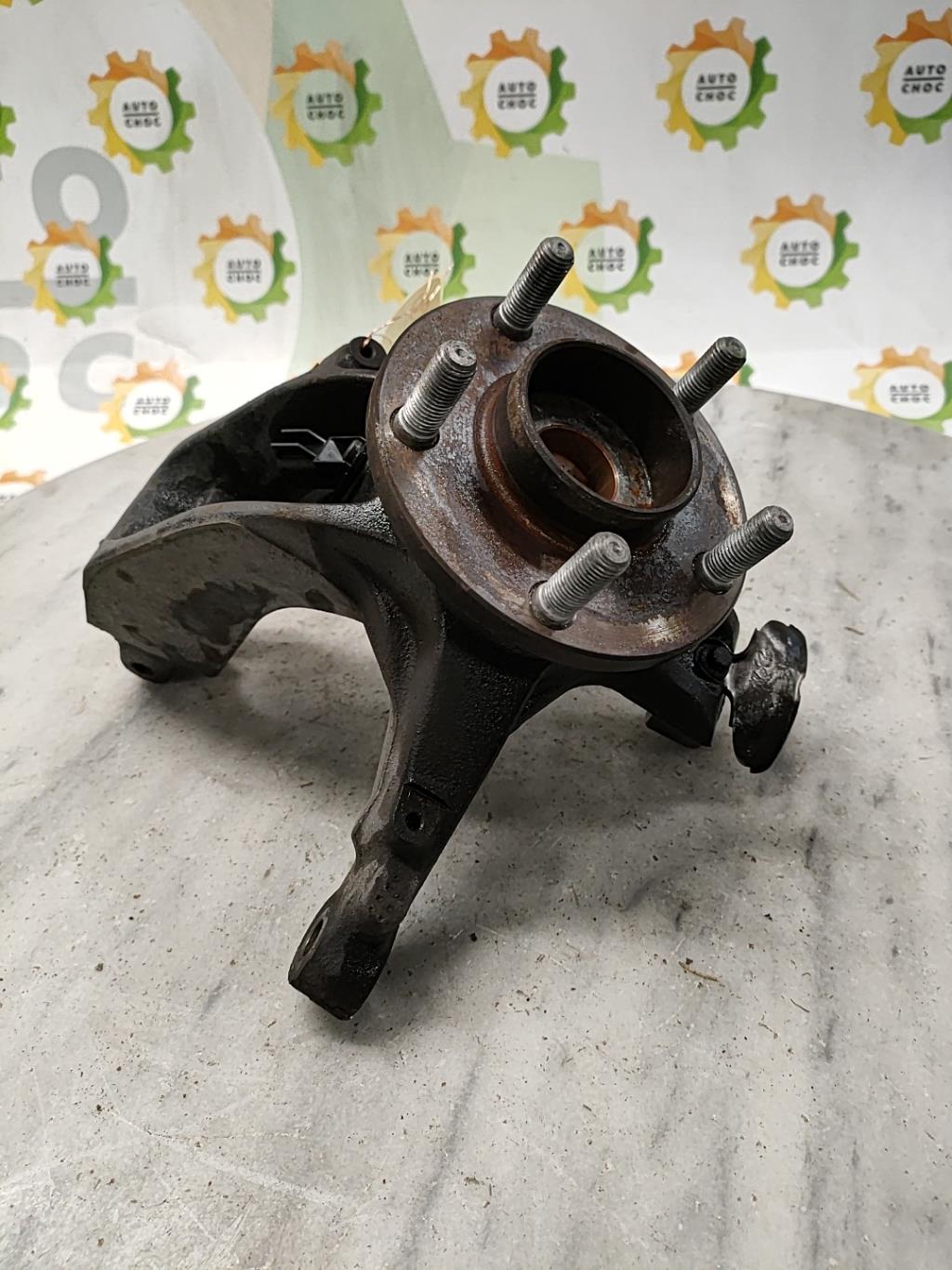 Moyeu avant gauche FORD FOCUS 2 PHASE 1 Diesel - 1