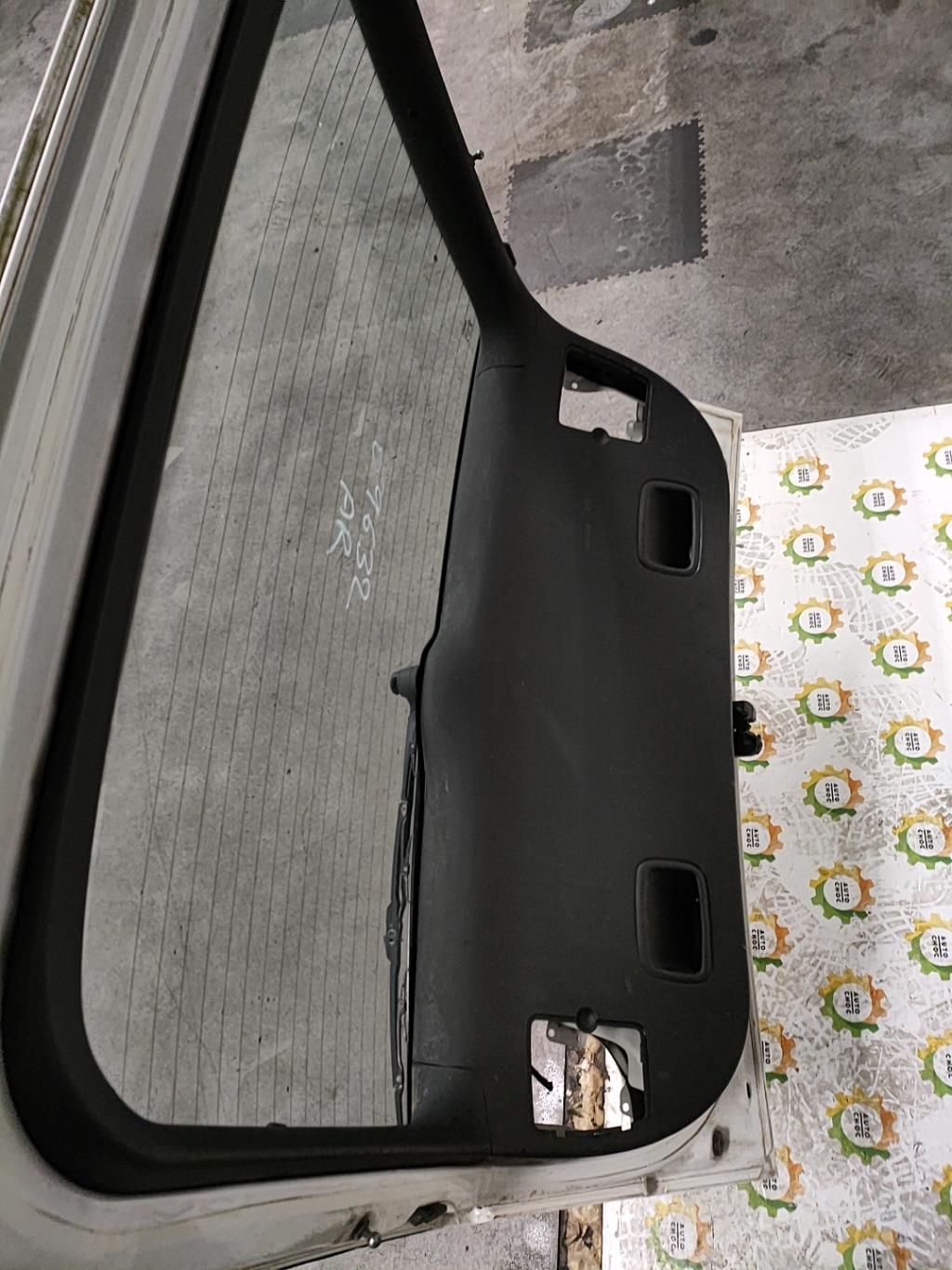 Malle/Hayon arriere SEAT LEON 1 Diesel - 1