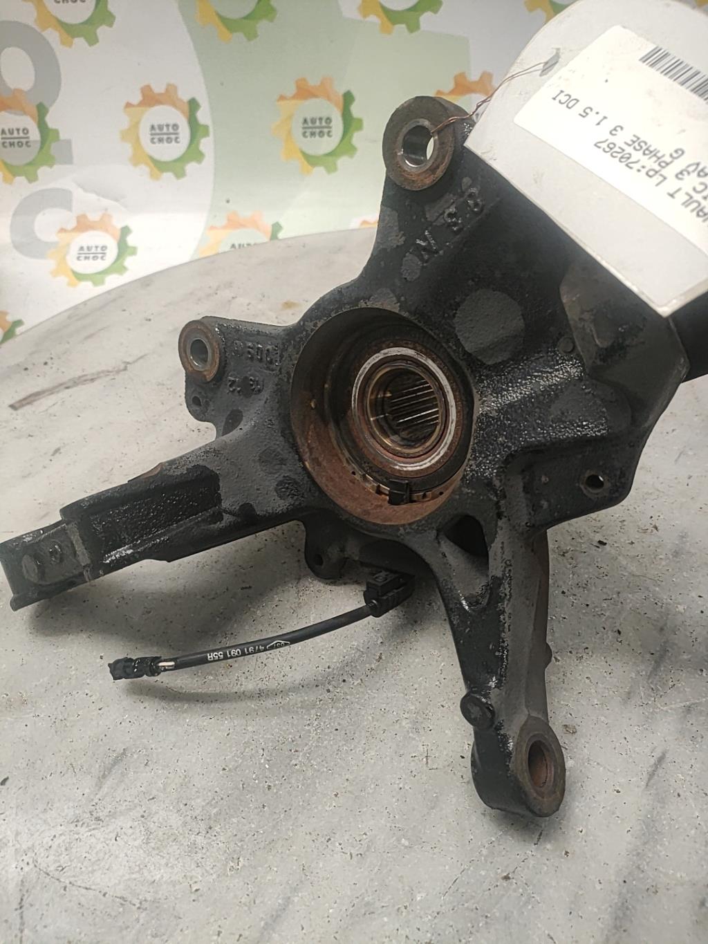 Moyeu avant gauche RENAULT SCENIC 3 PHASE 3 Diesel - 1