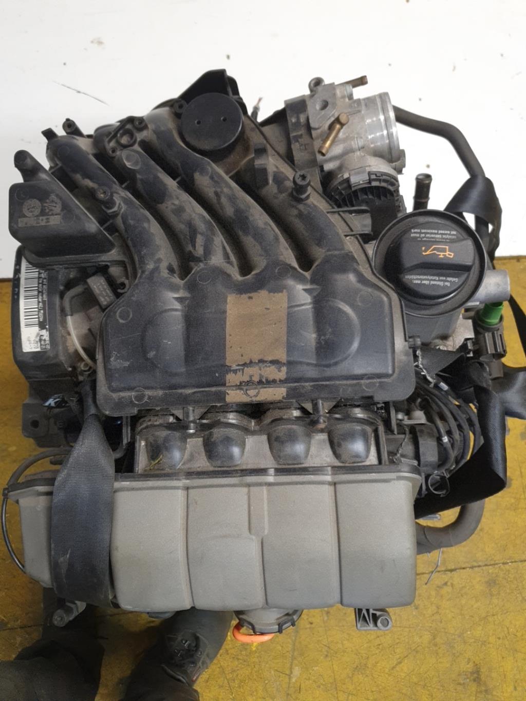 Moteur VOLKSWAGEN NEW BEETLE 1 PHASE 1 Essence - 1