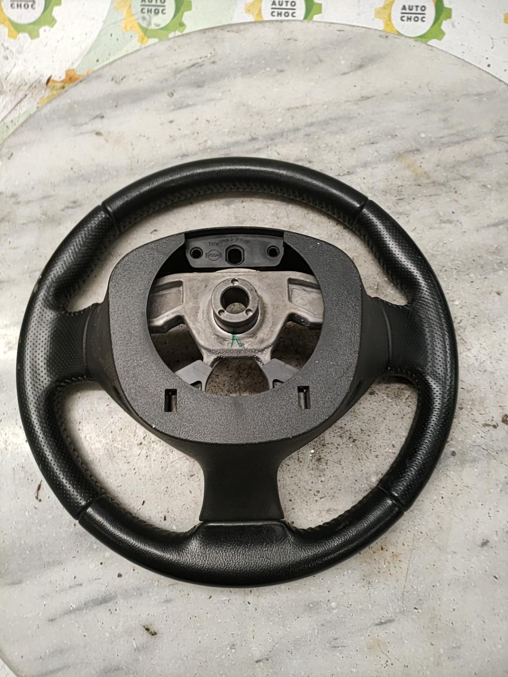 Volant NISSAN JUKE 1 PHASE 2 Diesel - 1