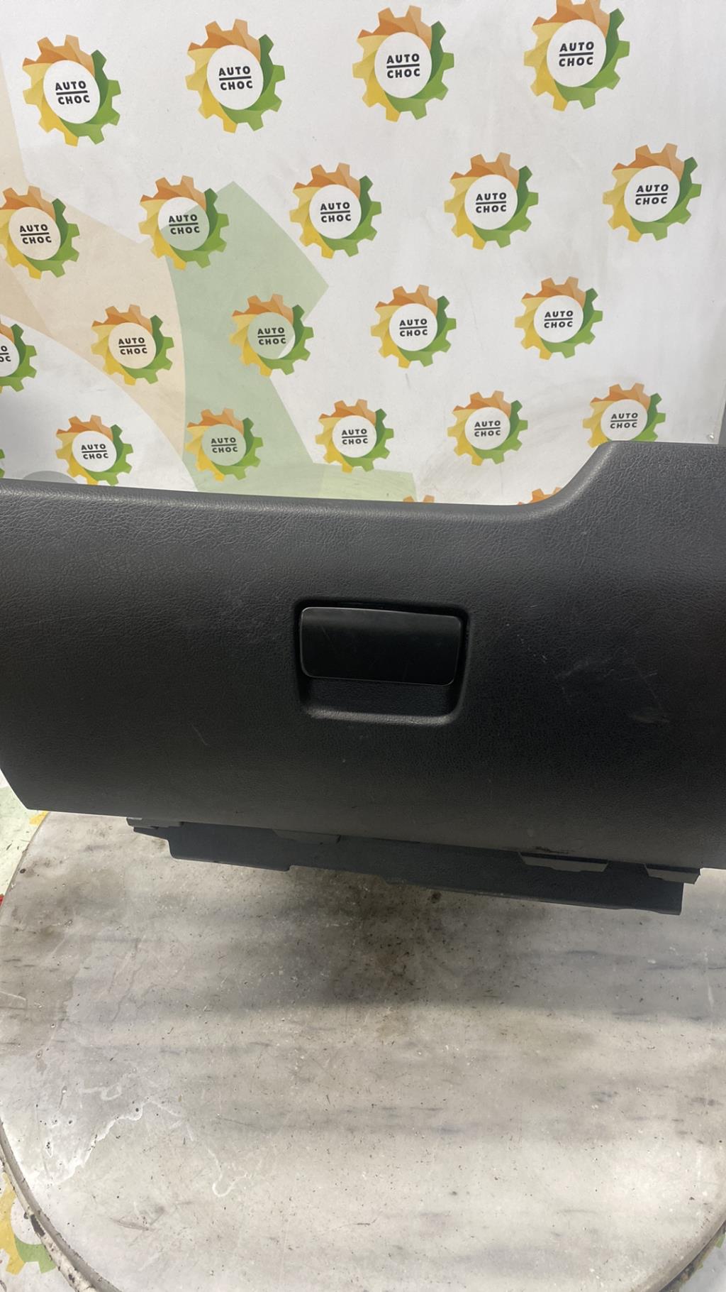 Boite a gants PEUGEOT 206+ Essence - 1