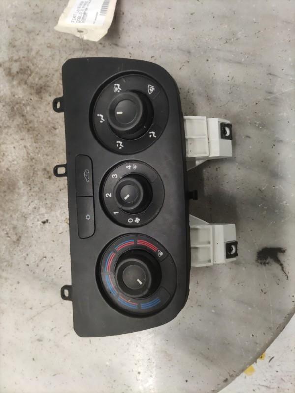 Commande chauffage FIAT DOBLO 2 PHASE 2 Diesel - 1