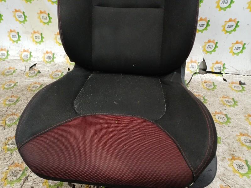 Siege avant droit RENAULT CLIO 4 PHASE 1 Diesel - 1