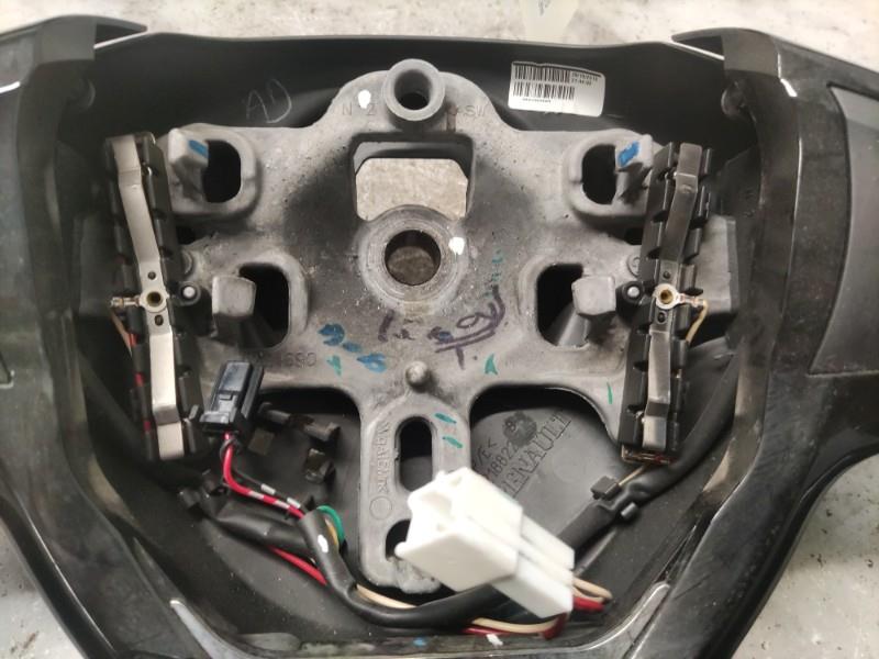Volant RENAULT CLIO 4 PHASE 1 Diesel - 1