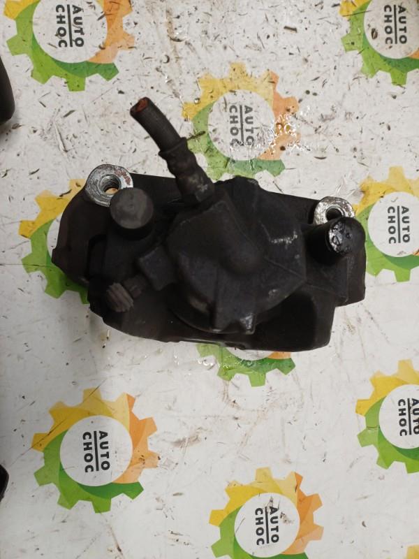 Etrier avant gauche (freinage) RENAULT MEGANE 3 PHASE 2 COUPE Diesel - 1