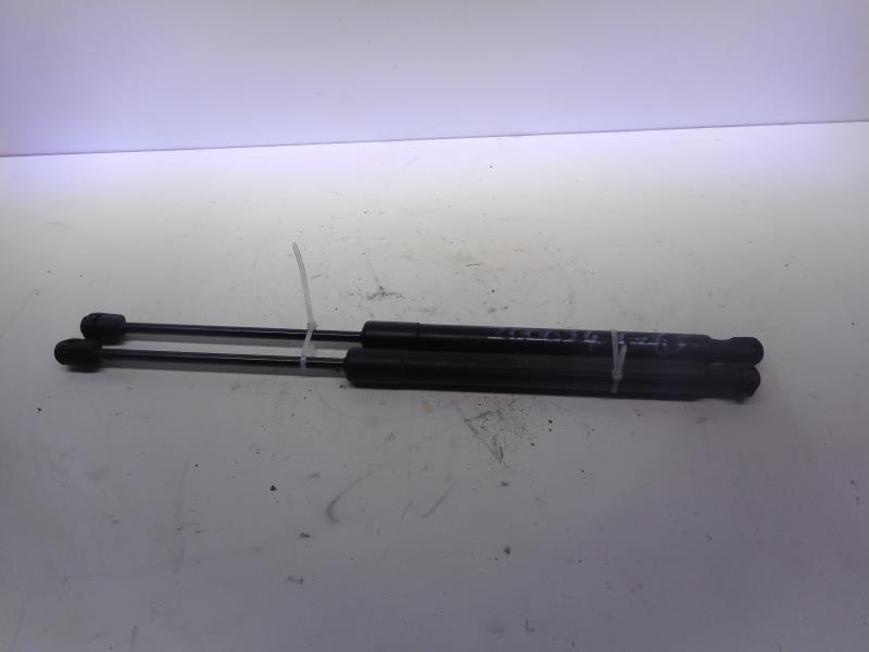Verin de coffre VOLKSWAGEN GOLF 5 Diesel - 1