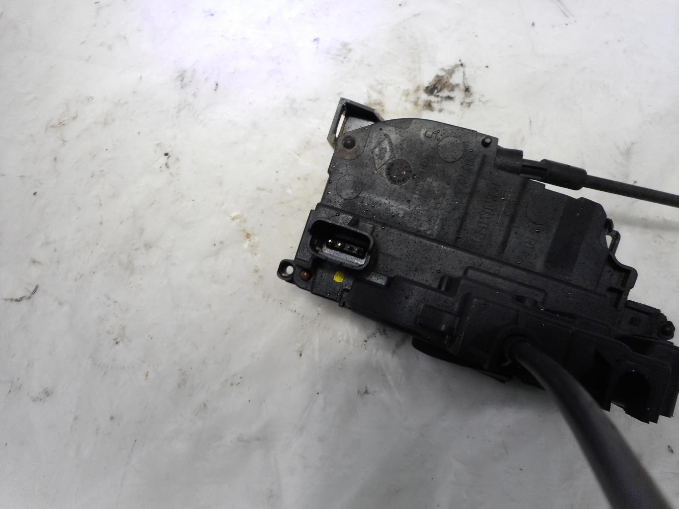 Serrure avant droit RENAULT CLIO 3 PHASE 2 Diesel - 1