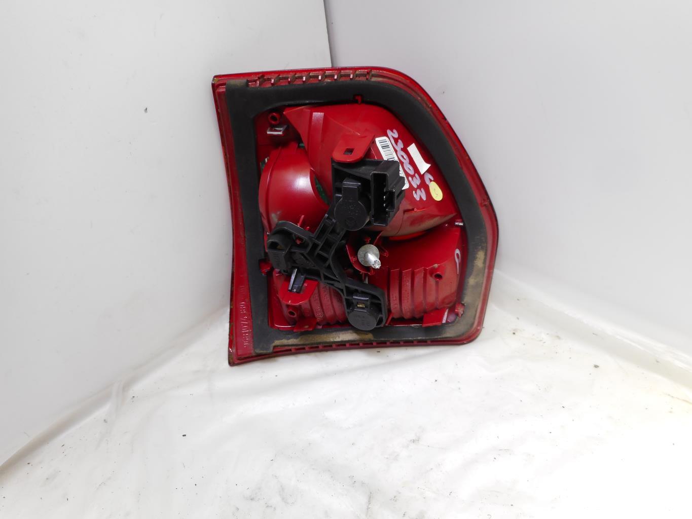 Feu arriere secondaire gauche (feux) CITROEN C5 2 BREAK Diesel - 1