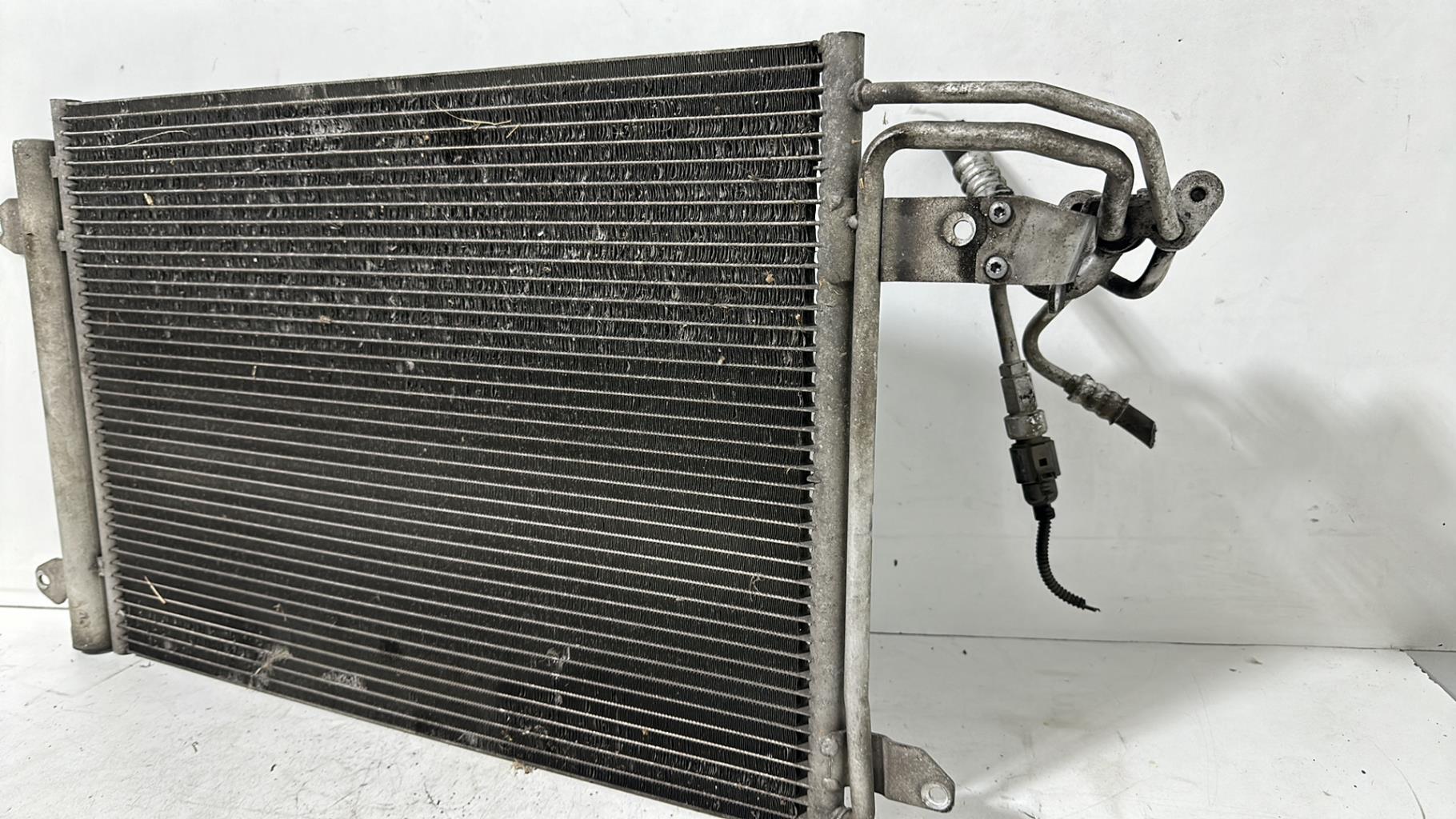 Condenseur de clim VOLKSWAGEN GOLF 6 Diesel - 1