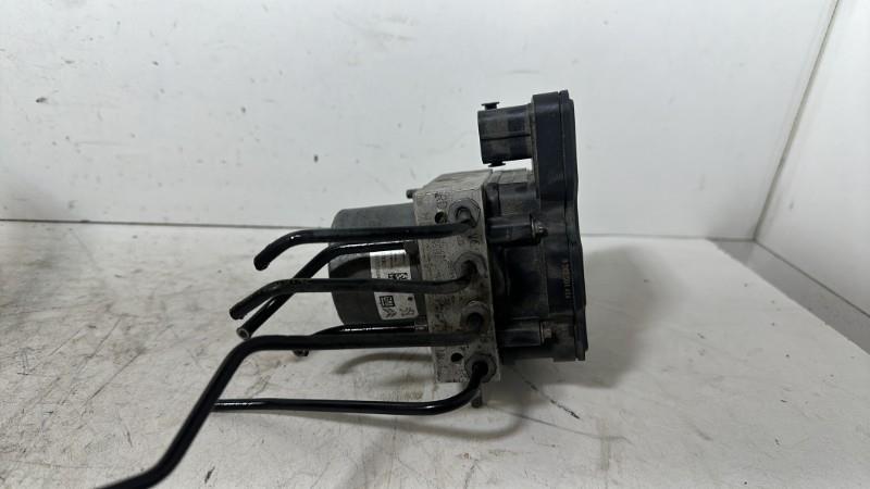Bloc ABS (freins anti-blocage) CITROEN C3 3 PHASE 1 Essence - 1