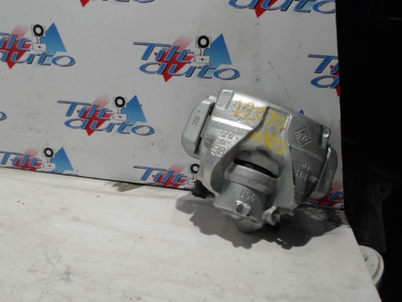 Etrier avant droit (freinage) RENAULT CLIO 5 PHASE 1 Essence - 1