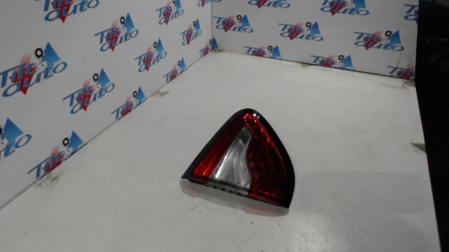 Feu arriere secondaire gauche (feux) RENAULT CAPTUR 1 PHASE 1 Diesel - 1