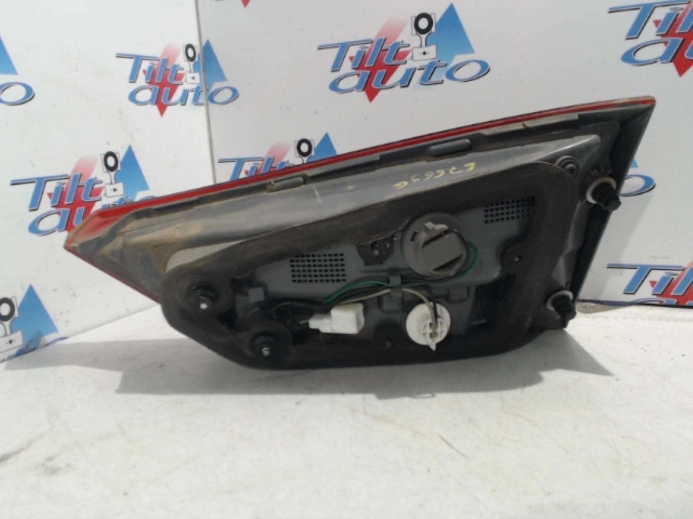 Feu arriere secondaire gauche (feux) HYUNDAI IX 20 PHASE 1 Diesel - 1