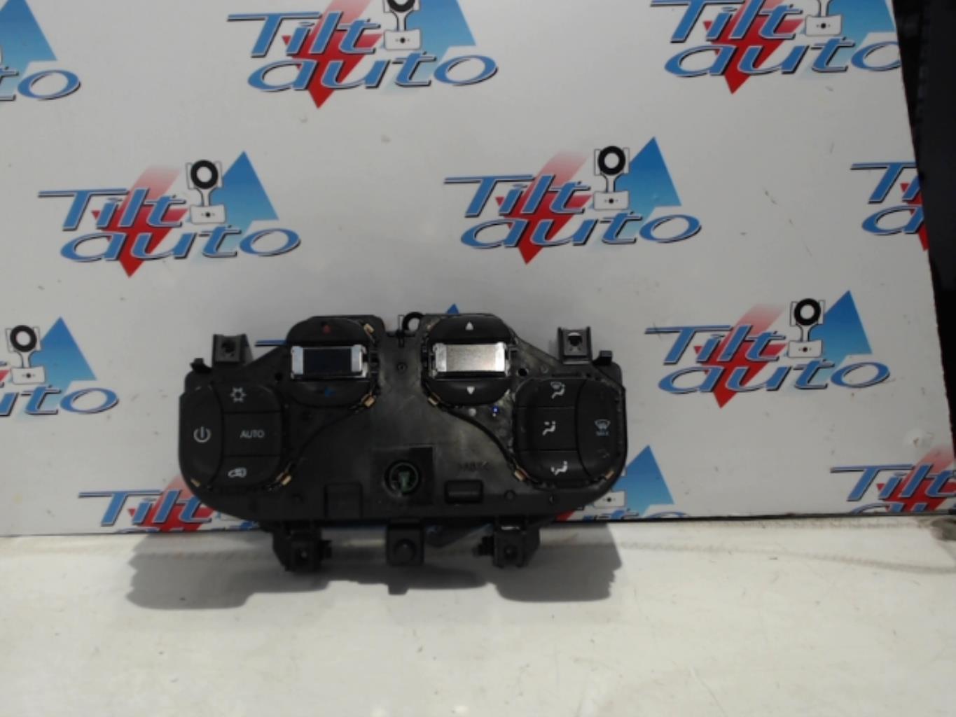 Commande chauffage FIAT PANDA 3 PHASE 1 Essence - 1