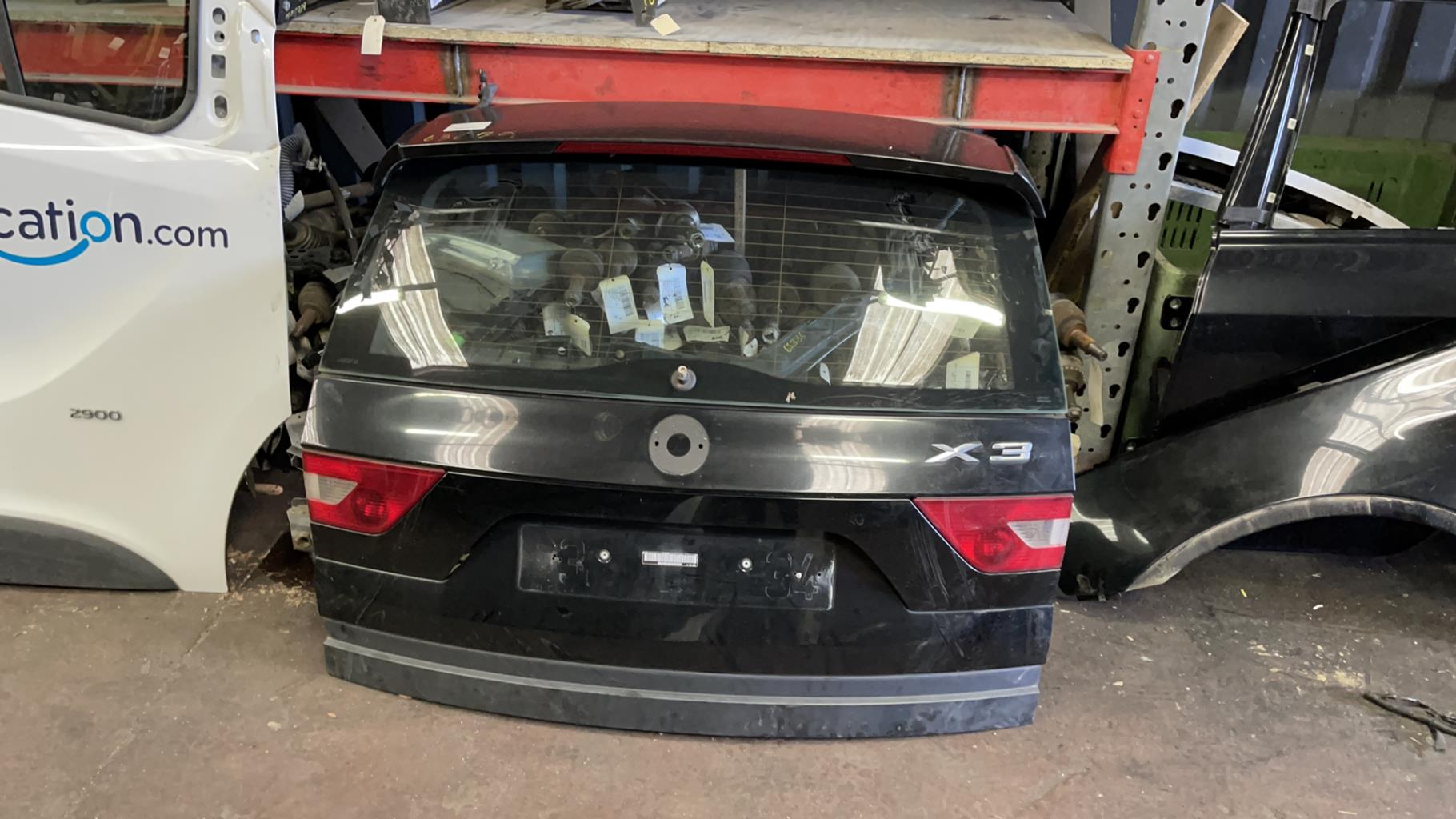 Malle/Hayon arriere BMW X3 E83 PHASE 1 Diesel - 1