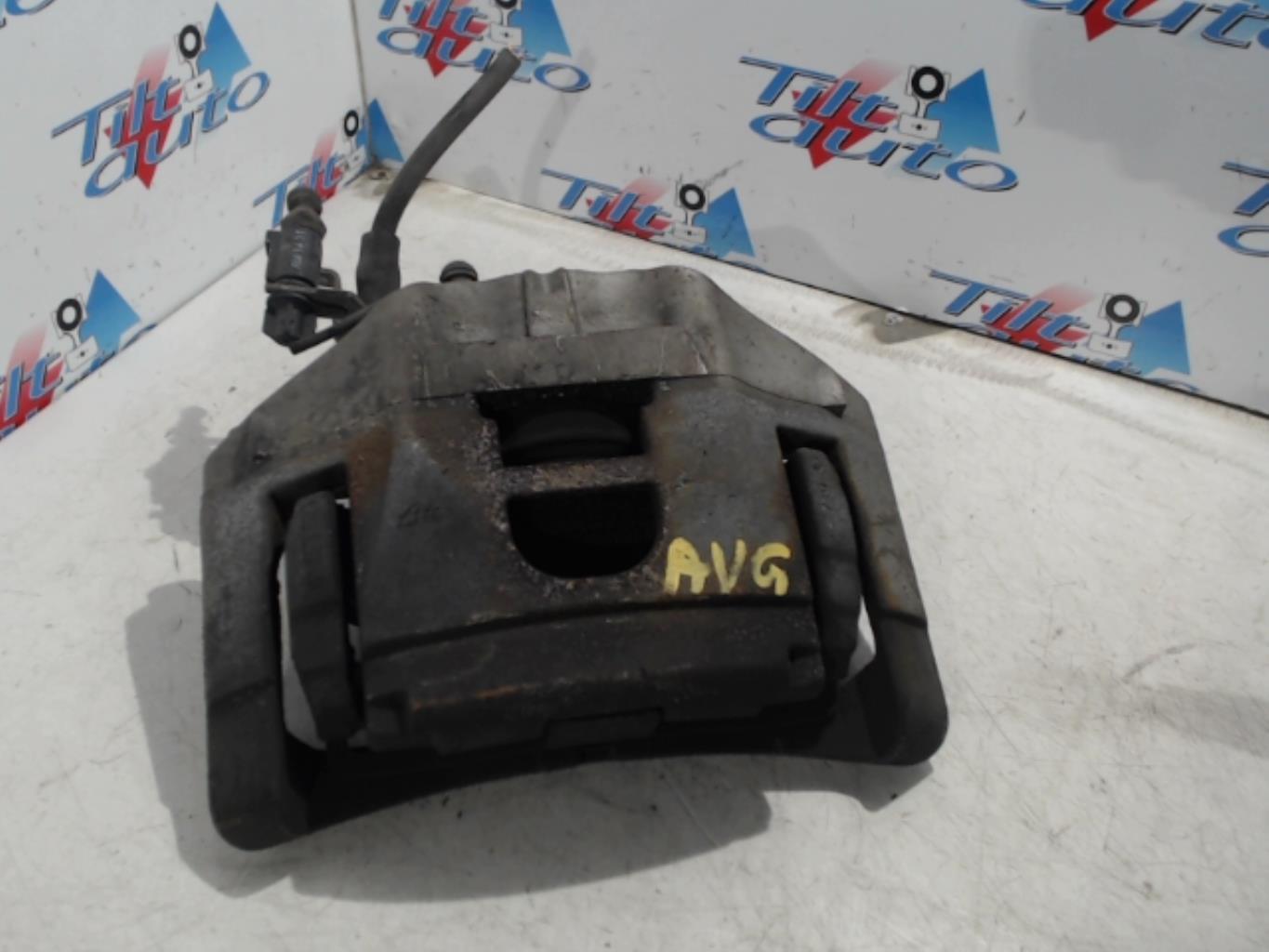 Etrier avant gauche (freinage) AUDI A4 2 AVANT PHASE 1 BREAK  - 1