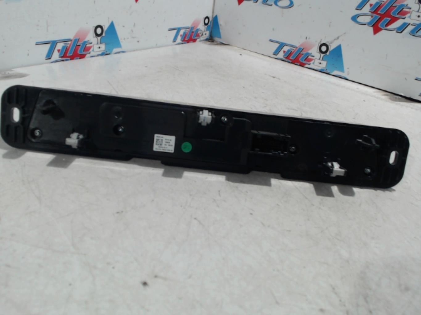 Commande chauffage CITROEN C5 AIRCROSS Diesel - 1
