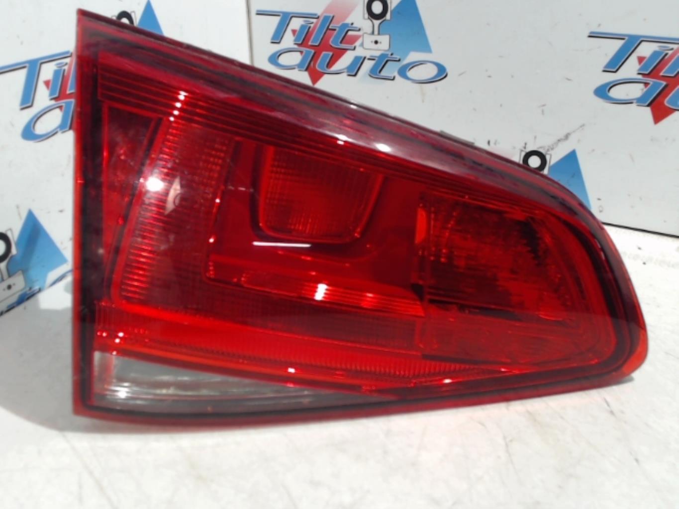 Feu arriere secondaire gauche (feux) VOLKSWAGEN GOLF 7 PHASE 1 Diesel - 1