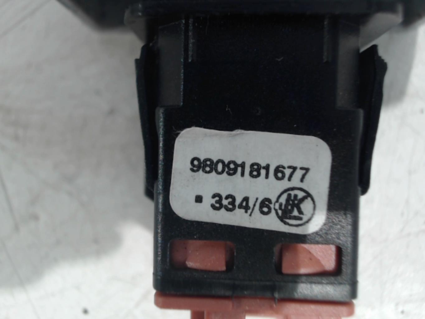 Bouton de warning CITROEN JUMPY 3 M PHASE 1 Diesel - 1