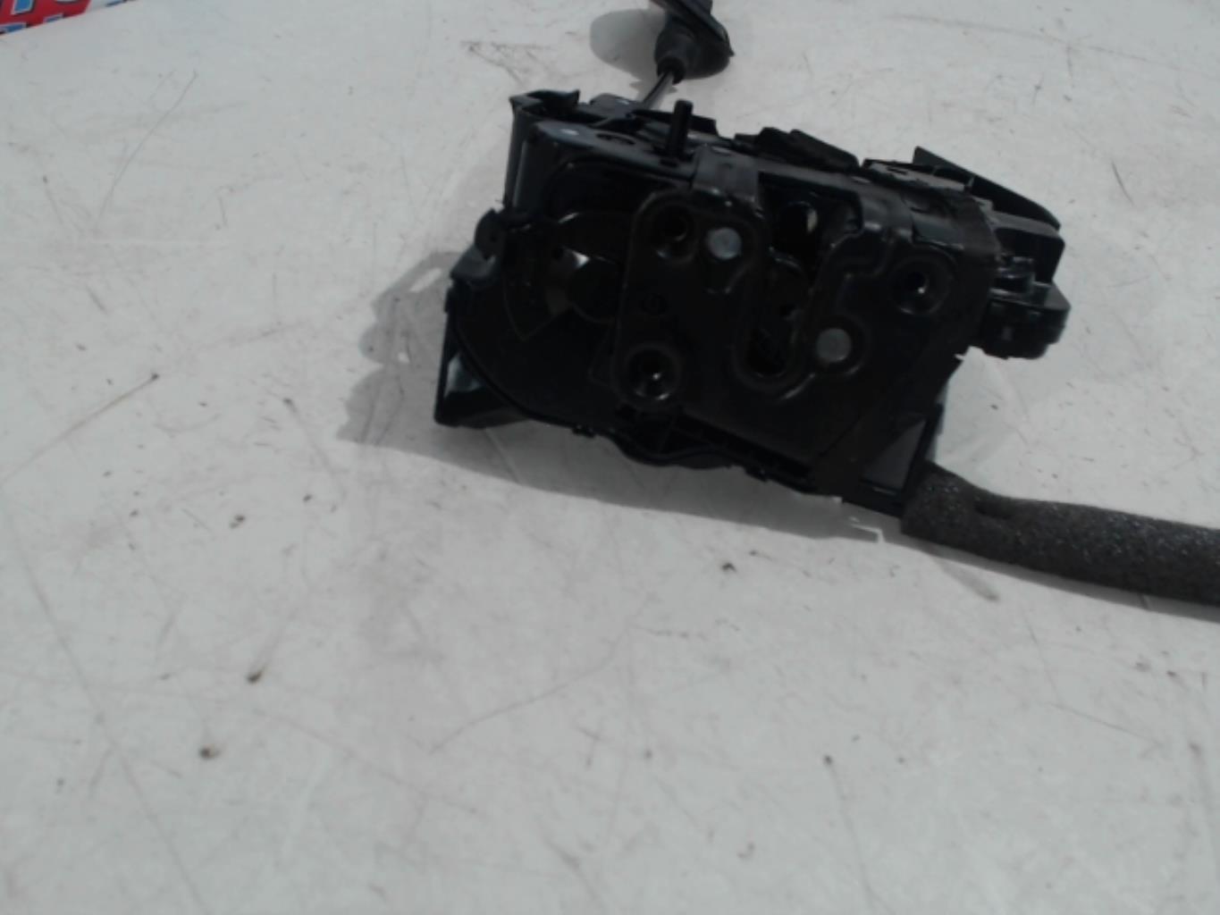 Serrure arriere droit RENAULT MEGANE 4 PHASE 1 Diesel - 1