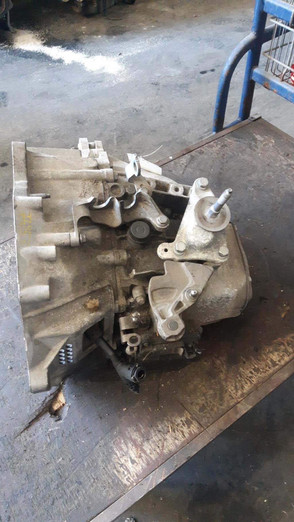 Boite de vitesses CITROEN C4 2 PHASE 1 Diesel - 1