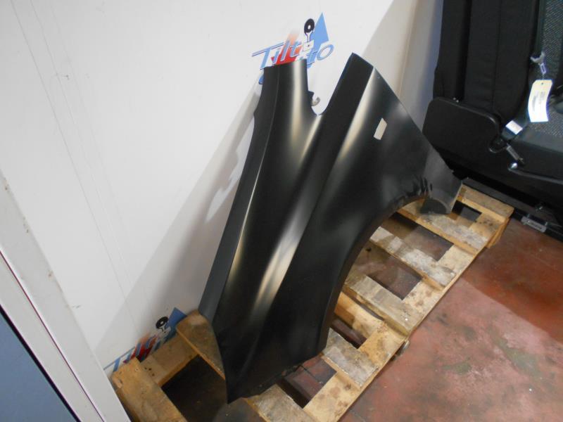 Aile avant gauche OPEL CORSA D PHASE 1 Diesel - 1