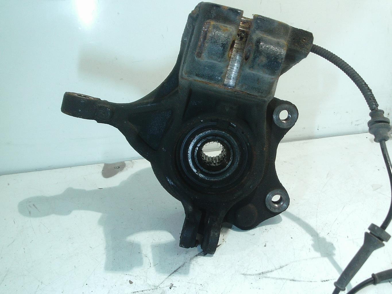 Moyeu avant gauche CITROEN C3 3 PHASE 1 Essence - 1