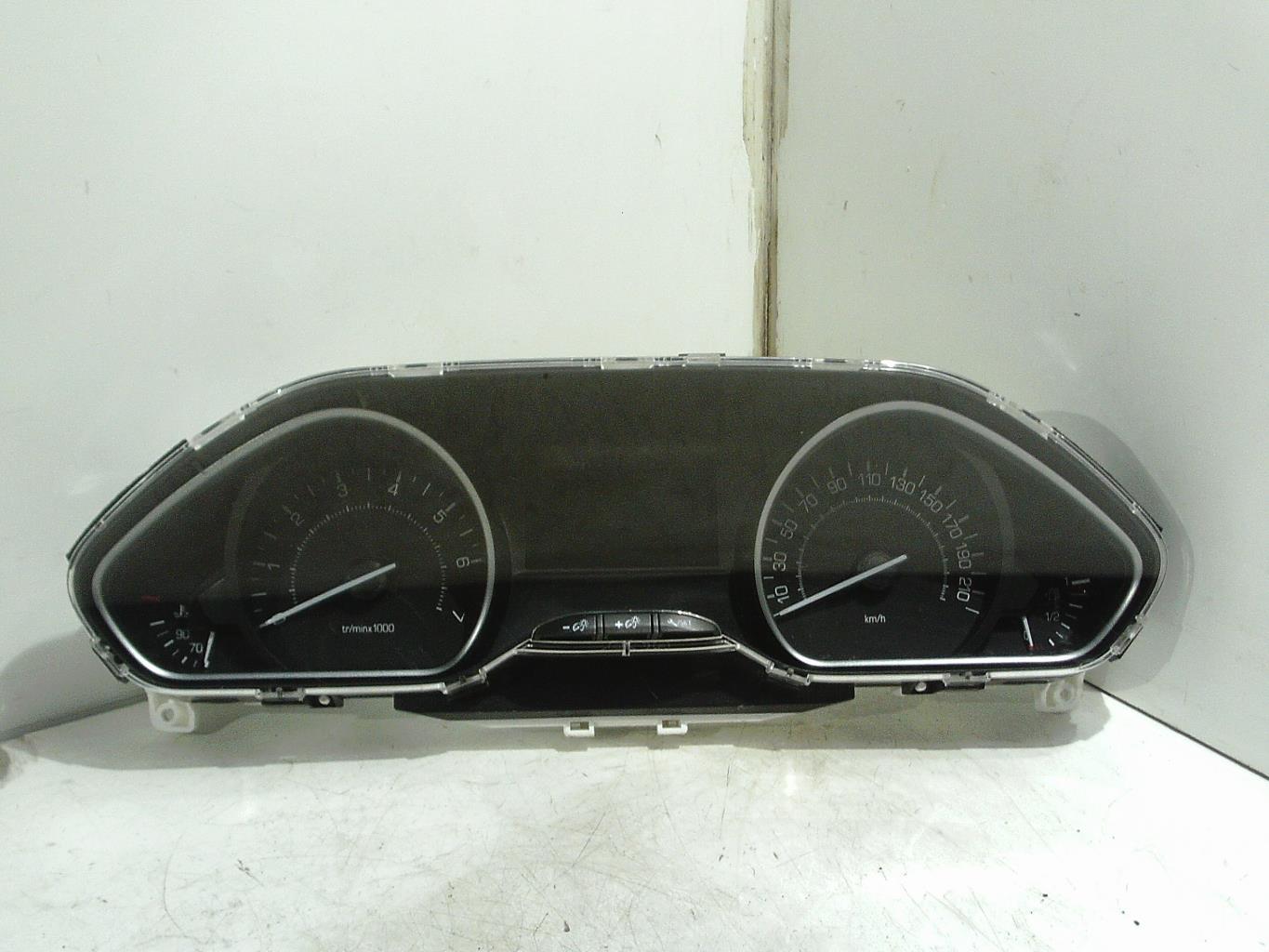 Compteur PEUGEOT 2008 1 PHASE 2 Essence - 1