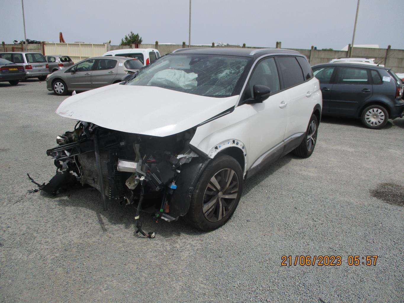 Ecran GPS PEUGEOT 5008 2 PHASE 2 Diesel - 1
