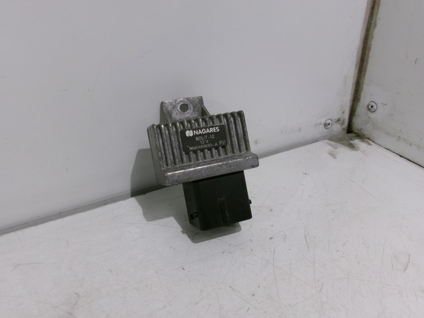 Boitier de prechauffage RENAULT SCENIC 2 PHASE 2 Diesel - 1