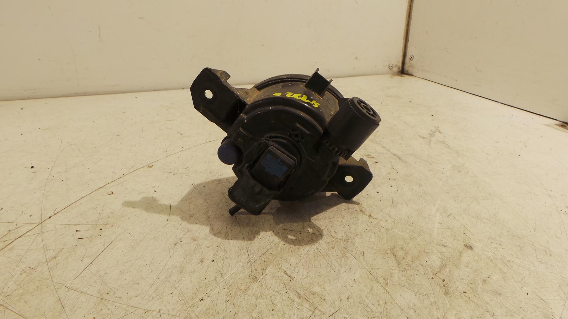 Anti brouillard gauche (feux) BMW SERIE 1 E81 Diesel - 1